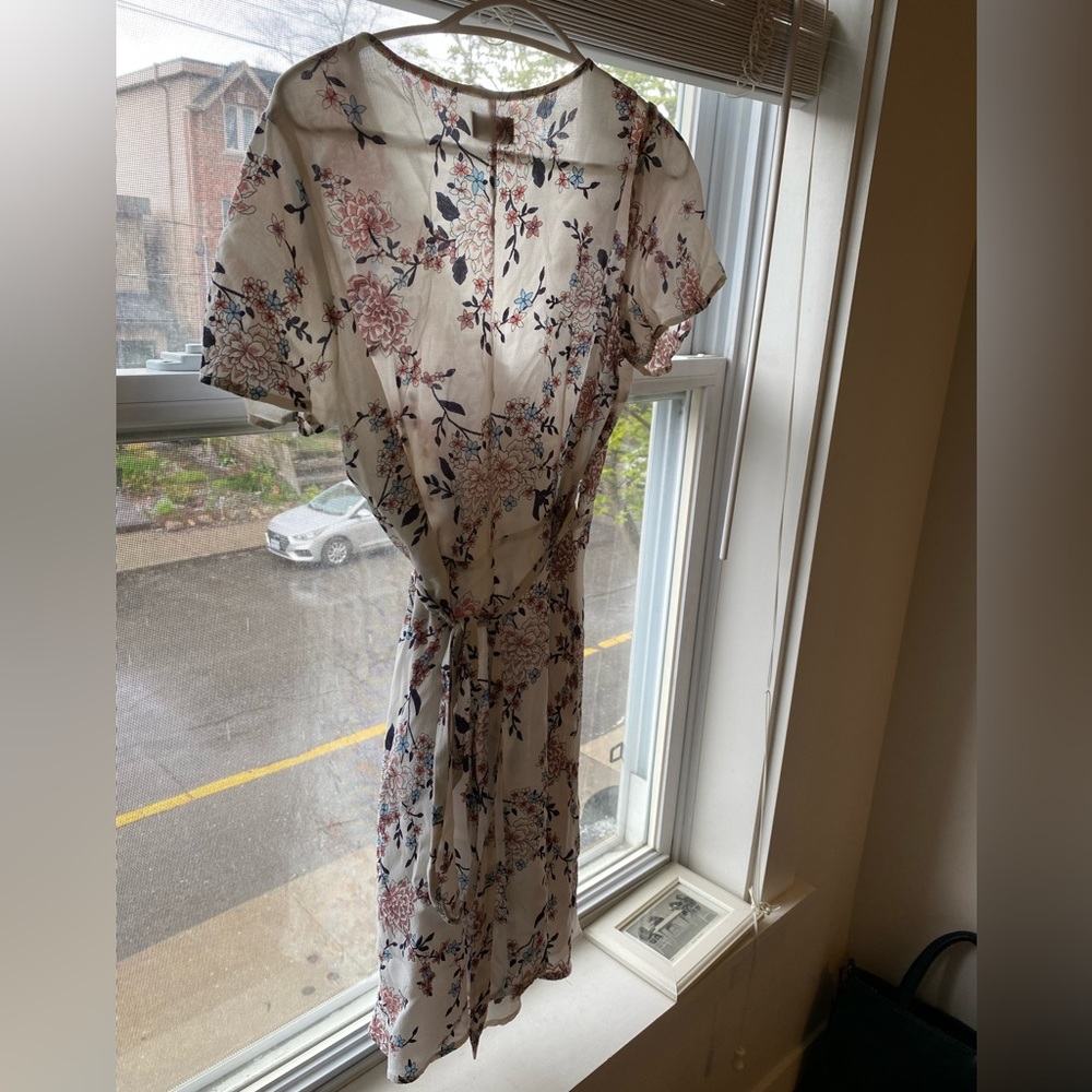 Dotti Floral Wrap Dress - Picture 6 of 8